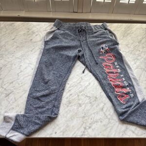 GENUINE NFL APPAREL  SWEAT PANTS NEW ENGLAND PATRIOTS S